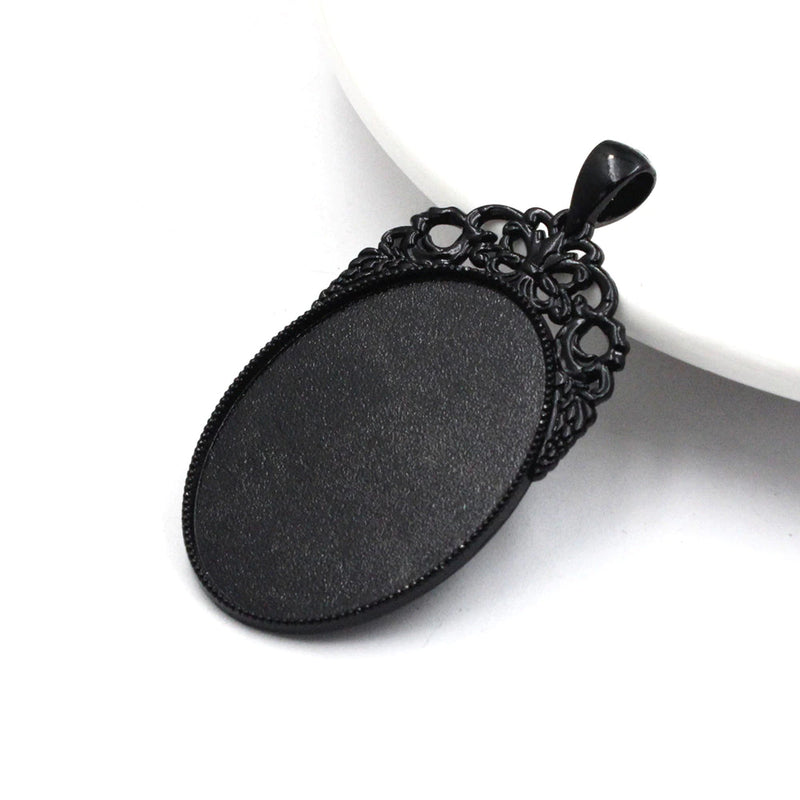 39mm x 29mm Black Oval Pendant Bezel