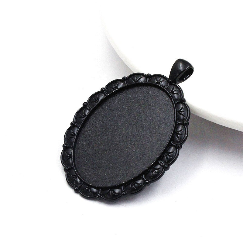 39mm x 29mm Black Oval Pendant Bezel