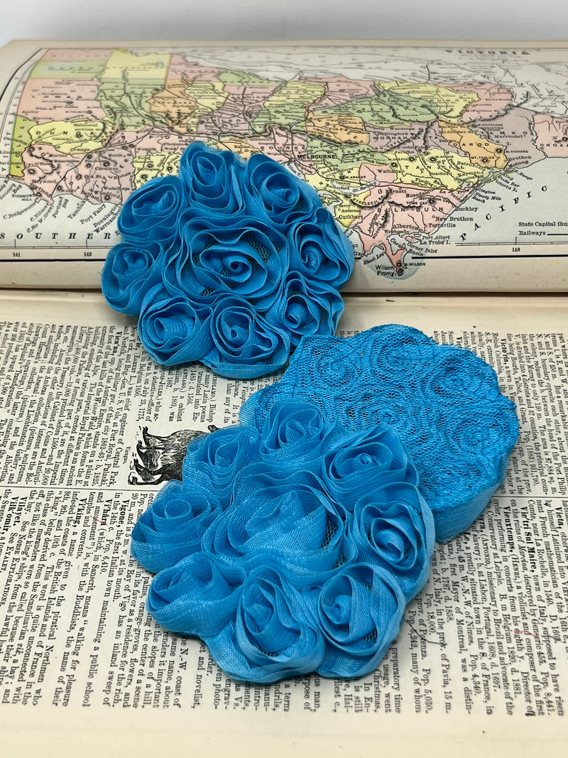 3.5" Turquoise Swirl Shabby Flower