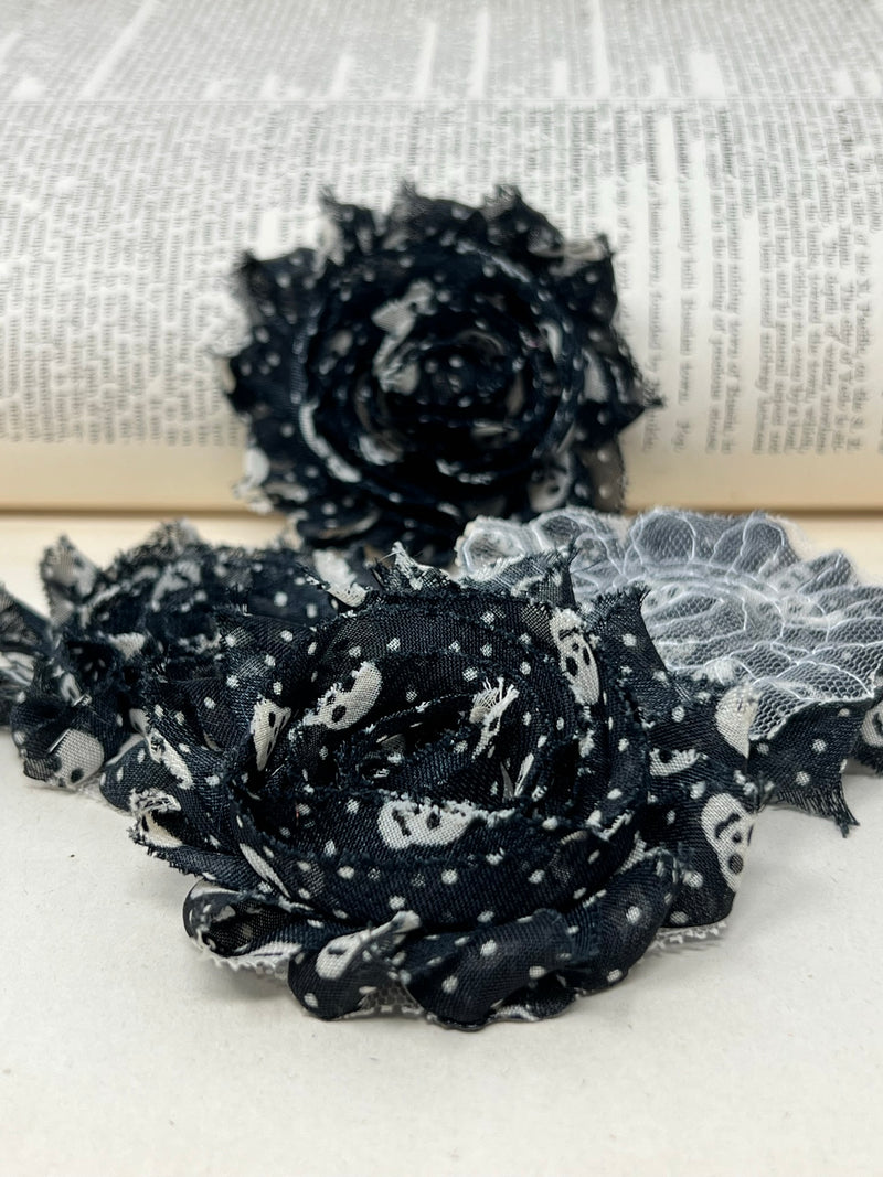 2.5" Skull Shabby Flower