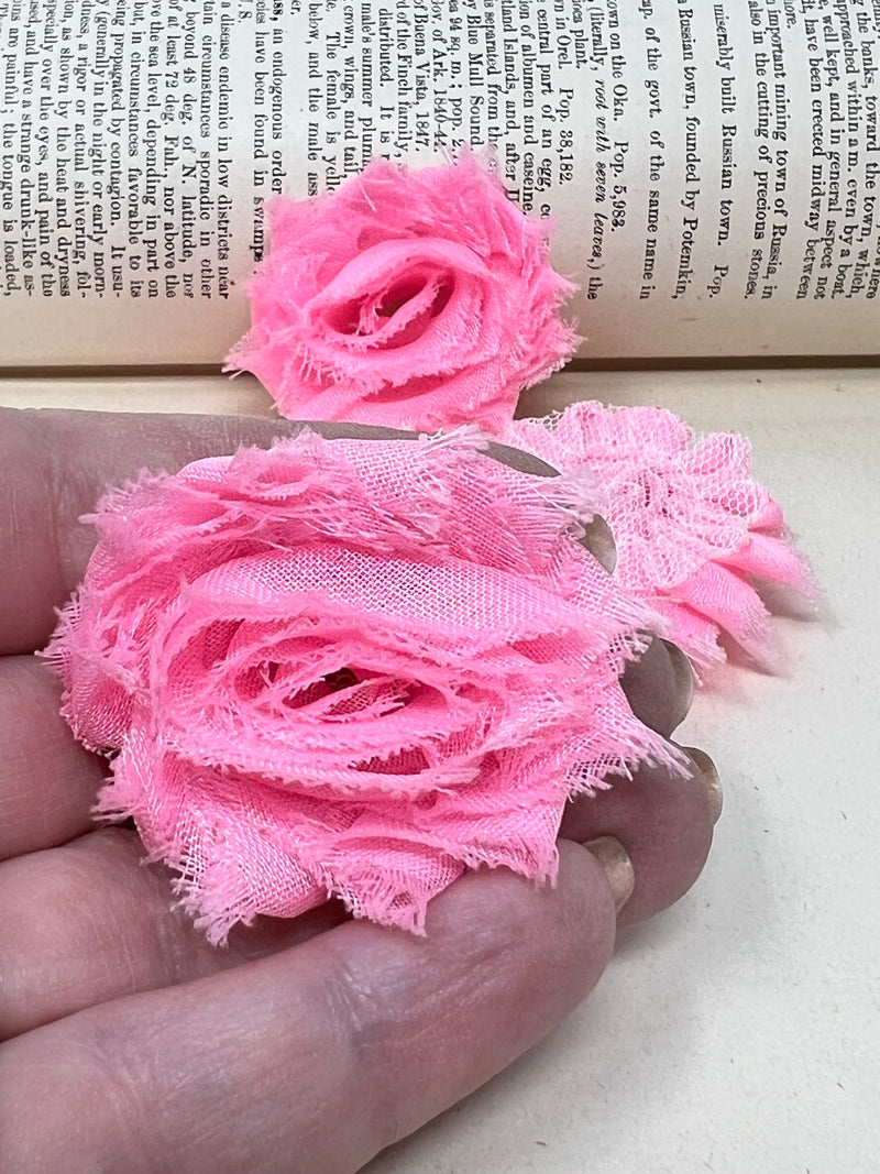 1.5" Pink Shabby Flower
