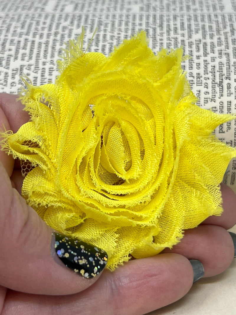 2.5" Yellow Shabby Flower