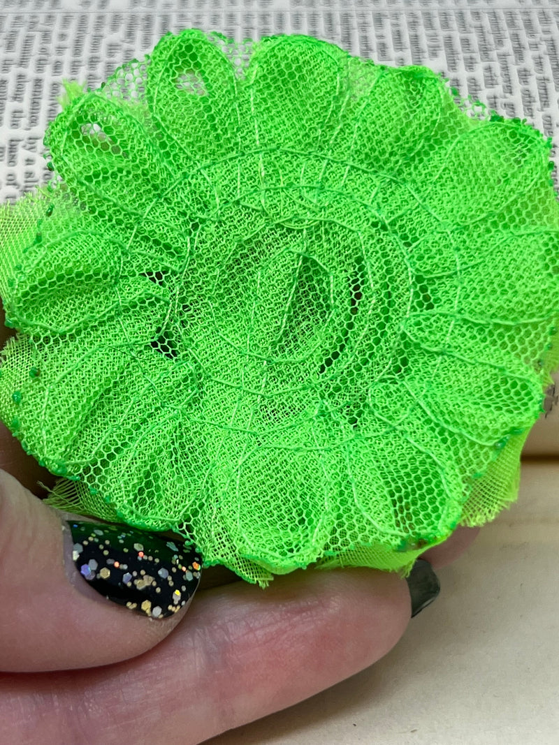 2.5" Bright Green Shabby Flower