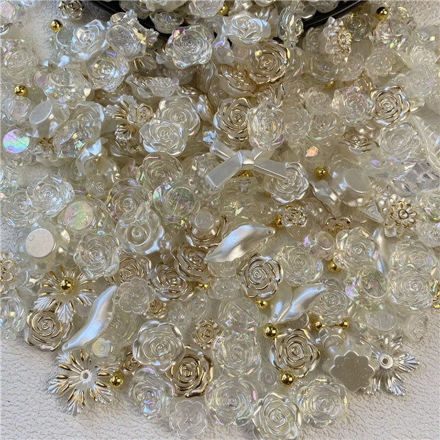 White and Gold Bead Mix - 10g Bag